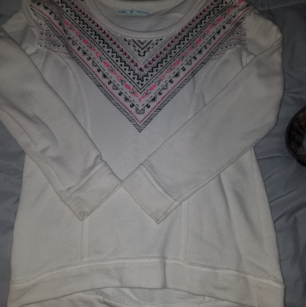 Maurices Scoop Neck High Low print sweatshirt